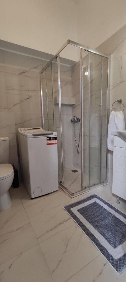 Στούντιο Διπλα Στην Ακρόπολη Appartement Athene Buitenkant foto